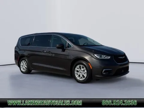 Unknown 2023 Chrysler Pacifica Touring L for sale in Morristown, TN