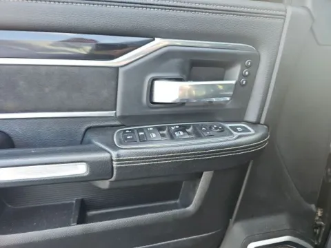 More photos of 2019 Ram 2500 Laramie at Lakeway Auto Sales, TN