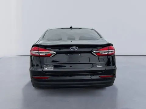 More photos of 2020 Ford Fusion Hybrid SEL at Lakeway Auto Sales, TN