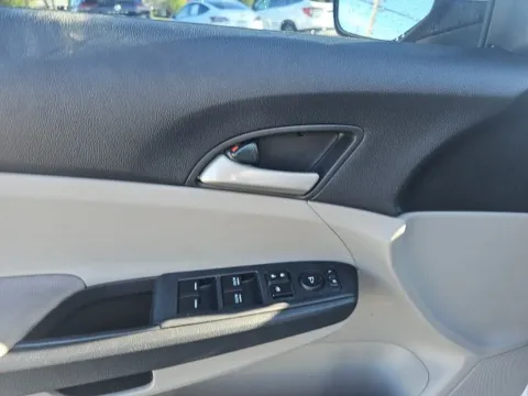 More photos of 2011 Honda Accord LX-P at Lakeway Auto Sales, TN