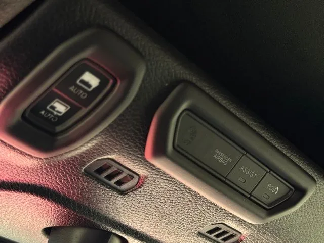 2020 Jeep Wrangler Unlimited Sahara - Photo 15
