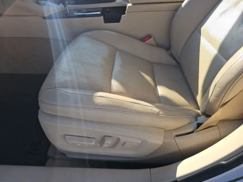 More photos of 2014 Lexus ES 350 at Lakeway Auto Sales, TN