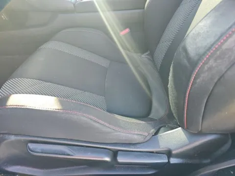 More photos of 2018 Honda Civic Si at Lakeway Auto Sales, TN