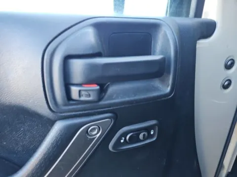 More photos of 2018 Jeep Wrangler JK Unlimited Sport at Lakeway Auto Sales, TN