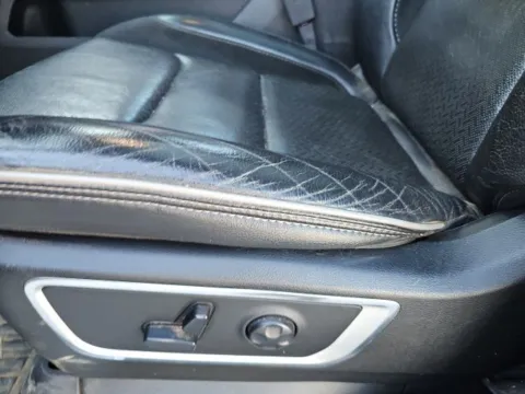 More photos of 2019 Ram 1500 Laramie at Lakeway Auto Sales, TN