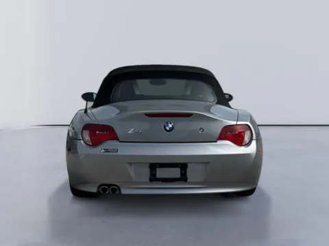 More photos of 2006 BMW Z4 3.0i at Lakeway Auto Sales, TN