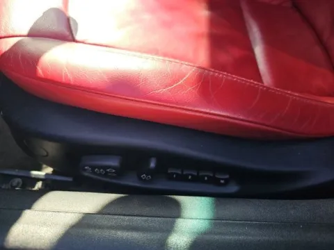 More photos of 2006 BMW Z4 3.0i at Lakeway Auto Sales, TN