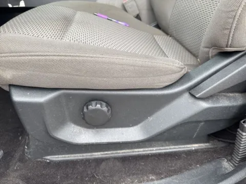 More photos of 2020 Ford F-150 XLT at Lakeway Auto Sales, TN