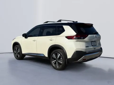 More photos of 2021 Nissan Rogue Platinum at Lakeway Auto Sales, TN