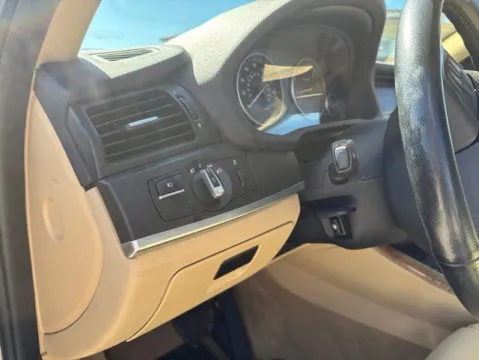 More photos of 2013 BMW X3 xDrive28i at Lakeway Auto Sales, TN