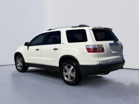More photos of 2011 GMC Acadia SLT-1 at Lakeway Auto Sales, TN