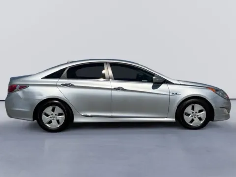 Photos of 2012 Hyundai Sonata Hybrid for sale in Morristown, TN at Lakeway Auto Sales