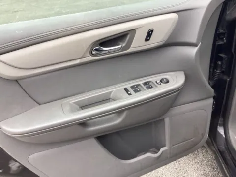 Photos of 2017 Chevrolet Traverse LS for sale in Morristown, TN at Lakeway Auto Sales