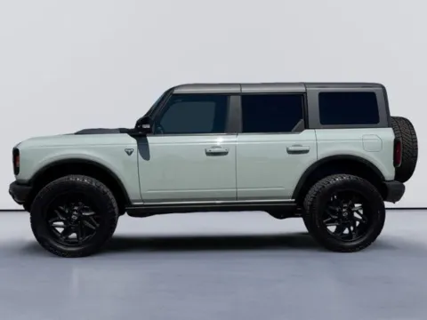 More photos of 2021 Ford Bronco First Edition at Lakeway Auto Sales, TN