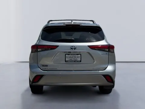 More photos of 2021 Toyota Highlander Hybrid Platinum at Lakeway Auto Sales, TN