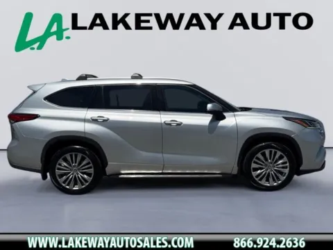 Silver 2021 Toyota Highlander Hybrid Platinum for sale in Morristown, TN