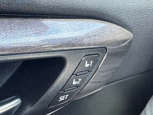 2021 Toyota Highlander Platinum - Photo 20