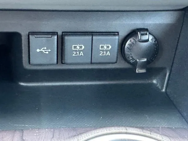 2021 Toyota Highlander Platinum - Photo 16
