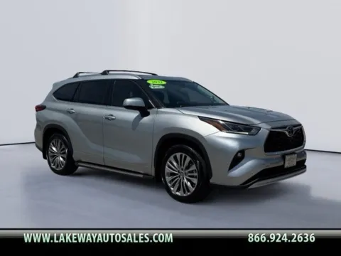 Silver 2021 Toyota Highlander Hybrid Platinum for sale in Morristown, TN