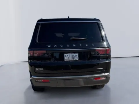 More photos of 2022 Jeep Wagoneer Series II at Lakeway Auto Sales, TN