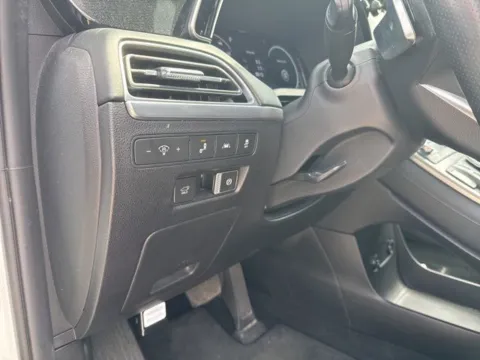 More photos of 2021 Hyundai Palisade Calligraphy at Lakeway Auto Sales, TN