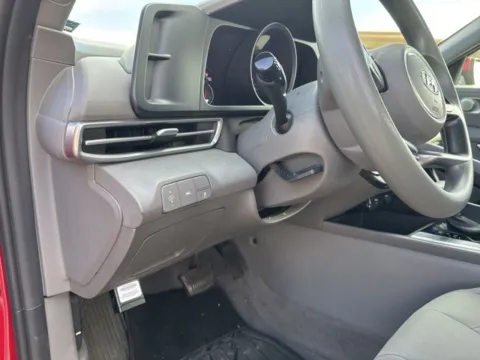 More photos of 2022 Hyundai Elantra SEL at Lakeway Auto Sales, TN