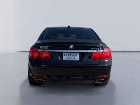 More photos of 2012 BMW 7 Series 740Li at Lakeway Auto Sales, TN