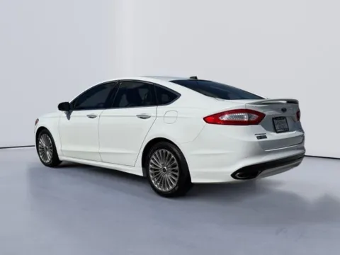 More photos of 2015 Ford Fusion Titanium at Lakeway Auto Sales, TN
