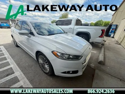 White 2015 Ford Fusion Titanium for sale in Morristown, TN