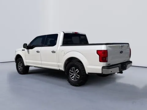 More photos of 2018 Ford F-150 Lariat at Lakeway Auto Sales, TN