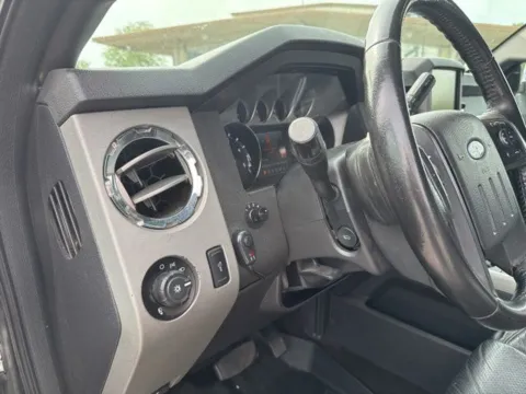 More photos of 2015 Ford F-250SD Lariat at Lakeway Auto Sales, TN