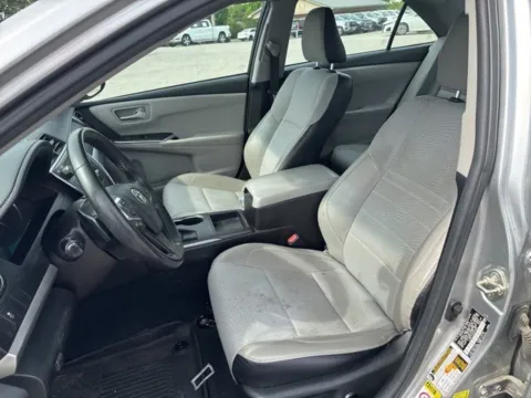 More photos of 2017 Toyota Camry SE at Lakeway Auto Sales, TN
