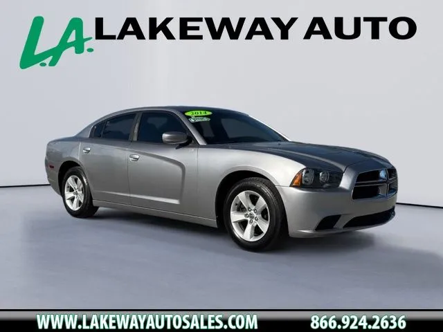 2014 Dodge Charger SE's photo
