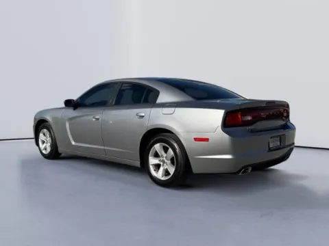 More photos of 2014 Dodge Charger SE at Lakeway Auto Sales, TN