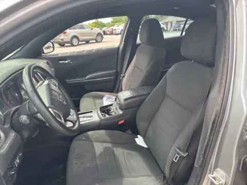 More photos of 2014 Dodge Charger SE at Lakeway Auto Sales, TN