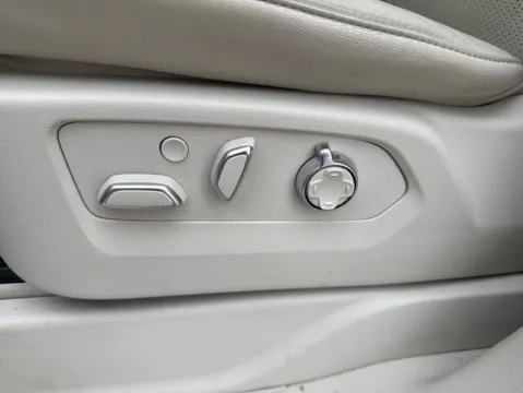 More photos of 2021 Cadillac Escalade Sport Platinum at Lakeway Auto Sales, TN