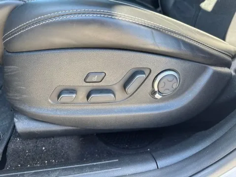 More photos of 2022 Genesis GV70 3.5T Sport Prestige at Lakeway Auto Sales, TN