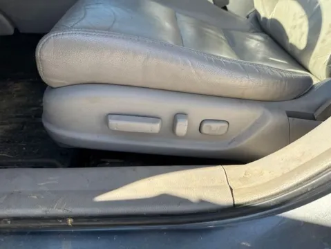 More photos of 2009 Honda Accord EX-L at Lakeway Auto Sales, TN