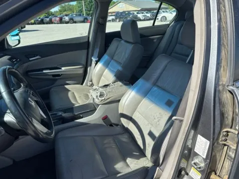 More photos of 2009 Honda Accord EX-L at Lakeway Auto Sales, TN