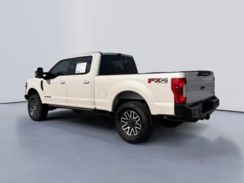 More photos of 2018 Ford F-350SD Lariat at Lakeway Auto Sales, TN