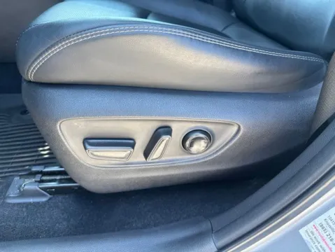 More photos of 2022 Toyota RAV4 Hybrid Limited at Lakeway Auto Sales, TN