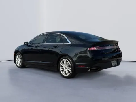More photos of 2014 Lincoln MKZ at Lakeway Auto Sales, TN