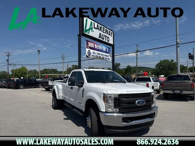 2019 Ford F-350 XL 4x4 SuperCab 8' Box DRW's photo
