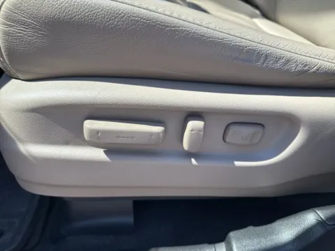 More photos of 2020 Honda Pilot EX-L at Lakeway Auto Sales, TN