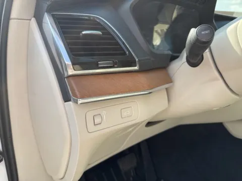 More photos of 2019 Volvo XC90 T6 Inscription at Lakeway Auto Sales, TN