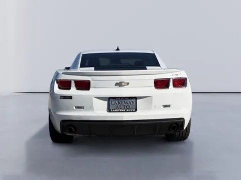 More photos of 2011 Chevrolet Camaro 2LT at Lakeway Auto Sales, TN