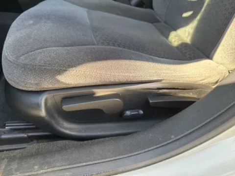 More photos of 2008 Chevrolet Impala LS at Lakeway Auto Sales, TN