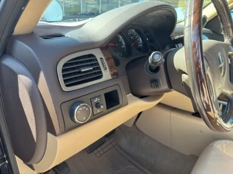 More photos of 2011 GMC Yukon Denali at Lakeway Auto Sales, TN