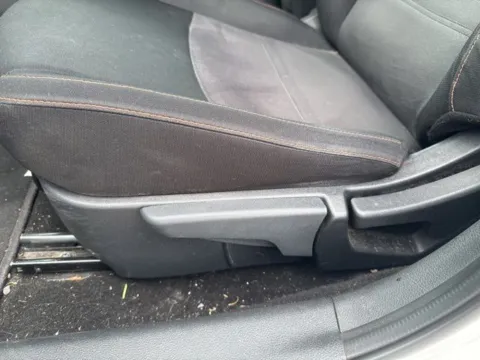 More photos of 2021 Nissan Sentra SR at Lakeway Auto Sales, TN