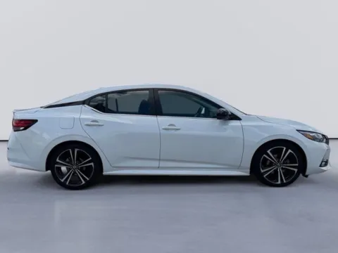Photos of 2021 Nissan Sentra SR for sale in Morristown, TN at Lakeway Auto Sales